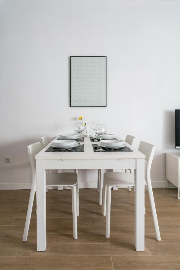 Triana 3 Bedrooms & 2 Bath Parking Included Sevilla