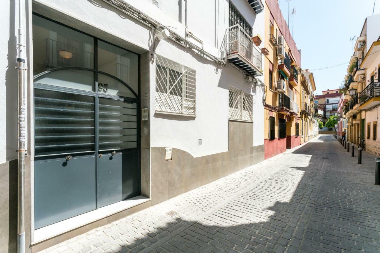 Triana 3 Bedrooms & 2 Bath Parking Included Appartement